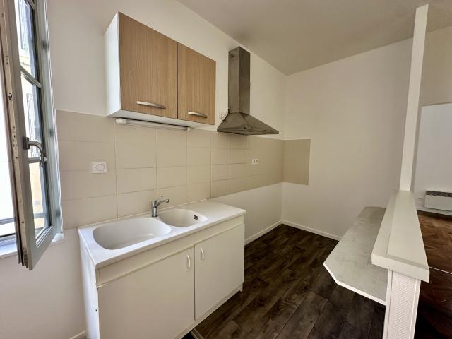 A VILLENEUVE SUR LOT, RIVE DROITE APPARTEMENT T2 DE 45,45M2 AVEC BALCON