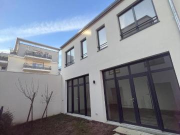 A VISITER – MAISON 4 PIÈCES + JARDIN Privatif AU CALME Proche Métro L4 et RER B