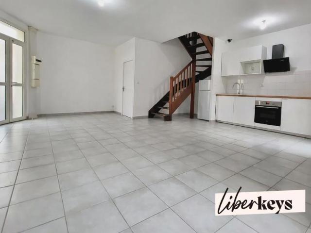 Duplex T4 – Hyper centre Albi Place du Vigan – Parking + Cave