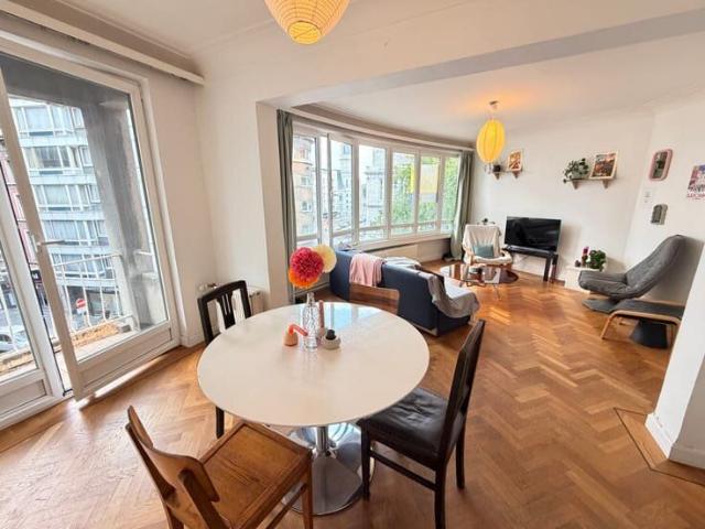 A VOIR! Superbe appartement 2ch près de l'université