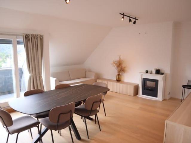 A VOIR ! Superbe appartement au coeur d'Embourg
