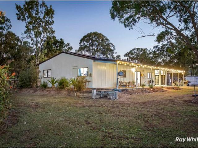 A warm and welcoming country escape where the lifestyle is ready to enjoy
