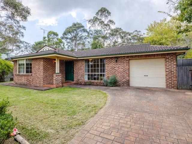 A Warm and Welcoming Home on a Generous 1,011sqm Block