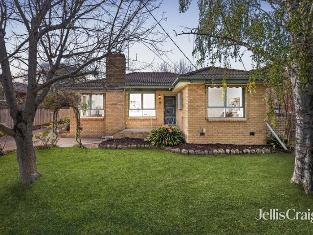 A Warm Family Setting with Space to Gather, Retreat and Grow