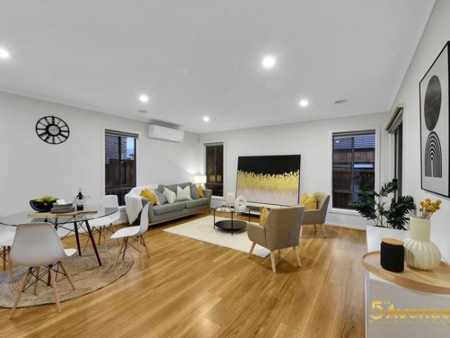 A Warm Welcome Home in Rockbank – Style, Comfort & Prime Location!