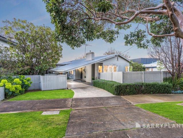 A Warm & Welcoming Belmont Home with Space to Settle In