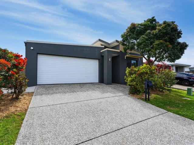 A Welcoming Home in a Convenient Meridan Plains Location