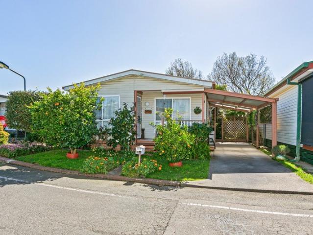 A WELL APPOINTED TWO BEDROOM HOME WITH AN EXCEPTIONAL GARDEN