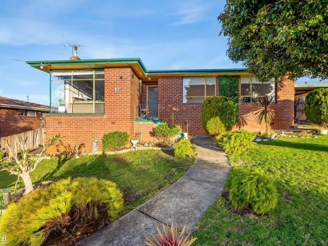 A Well Loved Family Home in Convenient Claremont