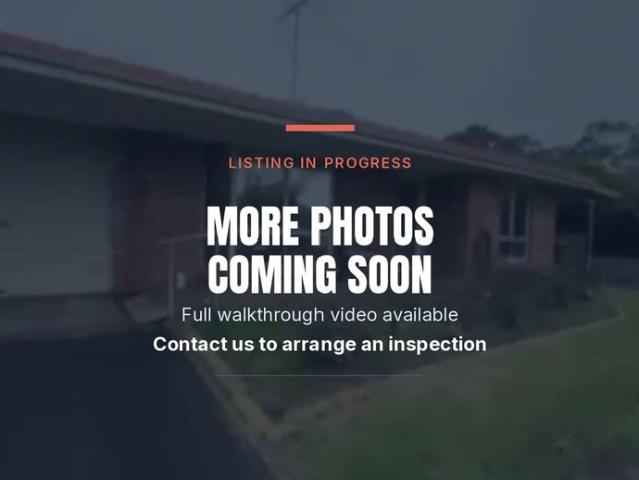 A well maintained duplex in a quiet, good location, perfect for a long term tenant