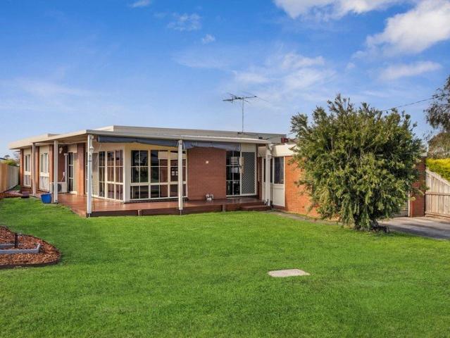 A Well Maintained Family Home on a Generous Block