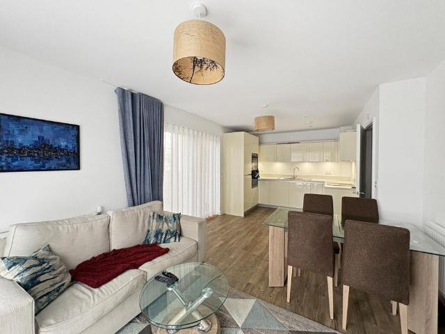 A well presented one bedroom ground floor apartment offering modern, well arranged accommodation together with a particularly generous private courtyard and allocated parking