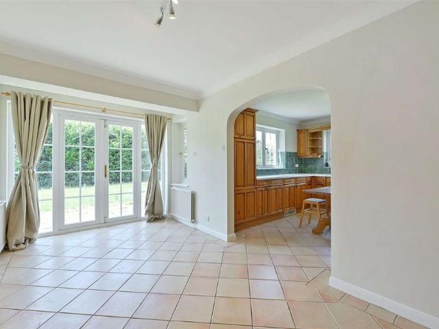 A well presented detached house accessed via electric gates with wonderful gardens and far reaching views