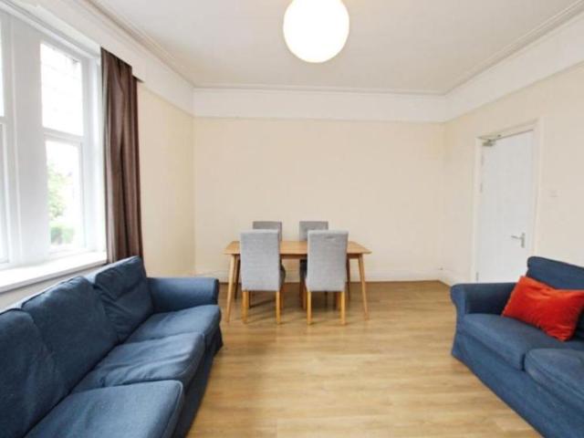 A well presented furnished, four double bedroom, first floor maisonette in the popular BS9 area