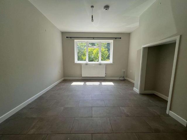 A well presented semi detached three bedroom property, modern open plan living, recently renovated. Large garden and off road parking
