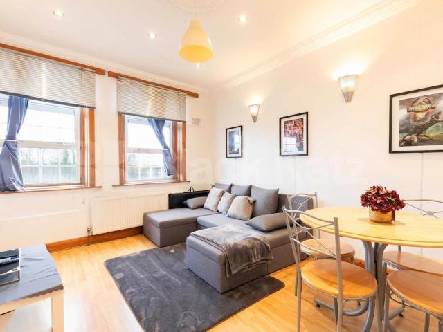 A well presented two bedroom flat located on Burnley Road in the heart of Dollis Hill