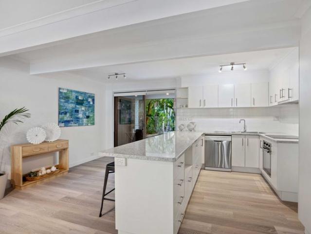 A well presented townhouse in a sought after Noosa location