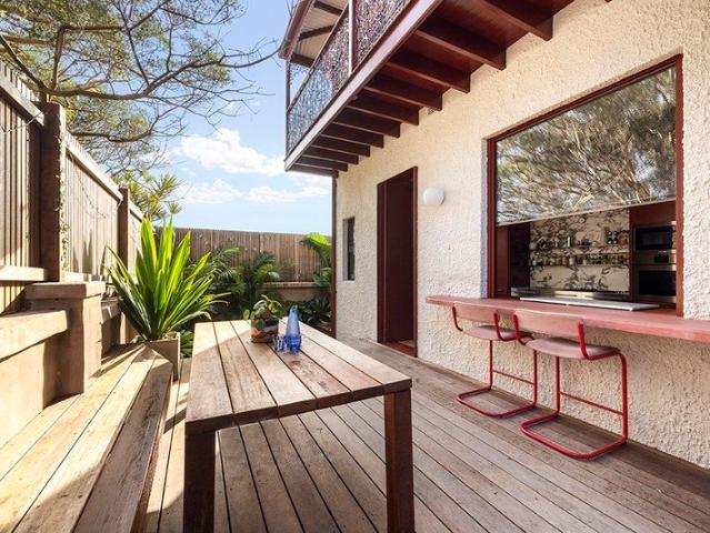 A Wide Fronted Victorian Defined By Light And Architectural Refinement
