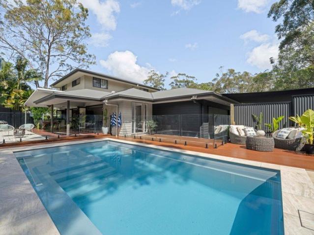 A wonderful family home. Resort style entertaining. Cul de sac position