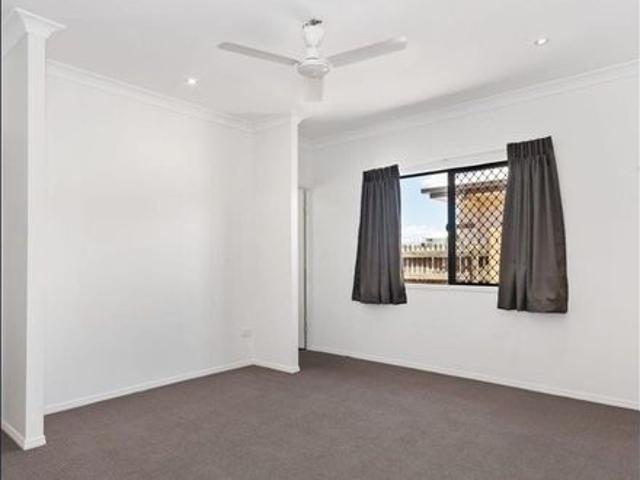 A Wonderful Family Lifestyle Awaits in Annandale!