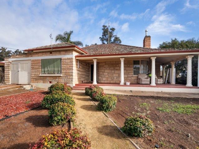 A Wonderful Opportunity in the Heart of Berri