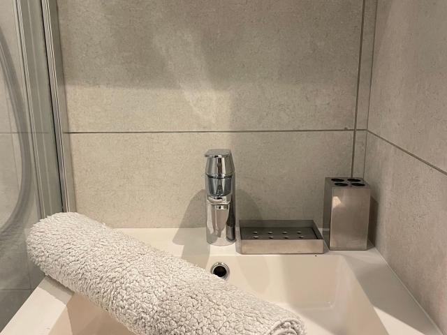 A wonderful piece of Paris, Paris Amsterdam Apartments for Rent