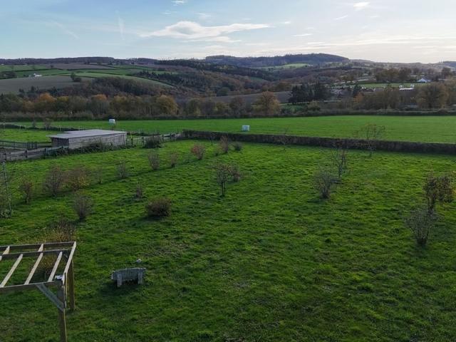 À 15 min de Bellenaves, 15 min de Montmarault, cette maison. 130m² Bellenaves