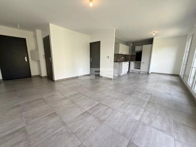 A 15 minutes de Chambly – APPARTEMENT T2 MODERNE 2016 AVEC DOUBLE PARKING !