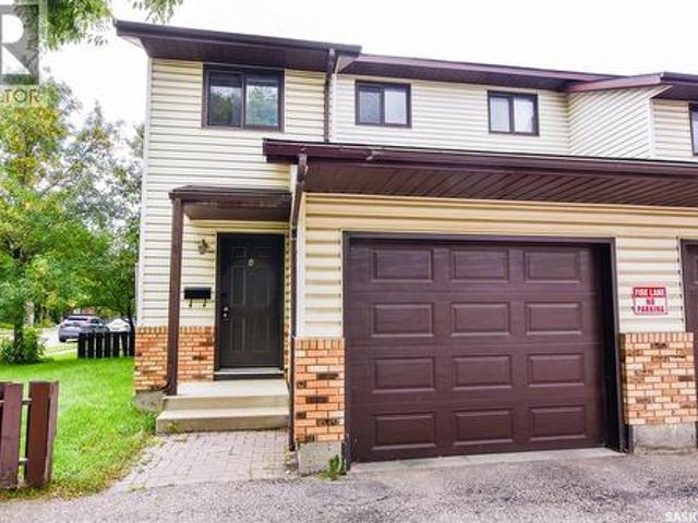A 1638 Central Avenue, Saskatoon, SK, S7N 2H5 townhouse for sale | Listing ID SK048195 | Royal LePage