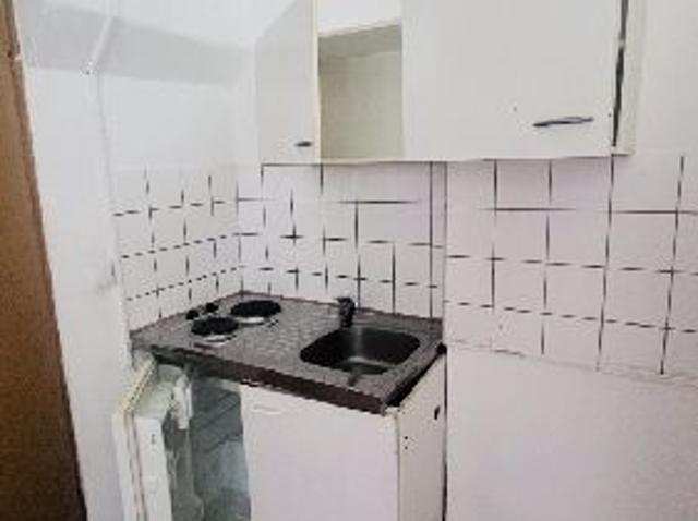 A 18020 Graz