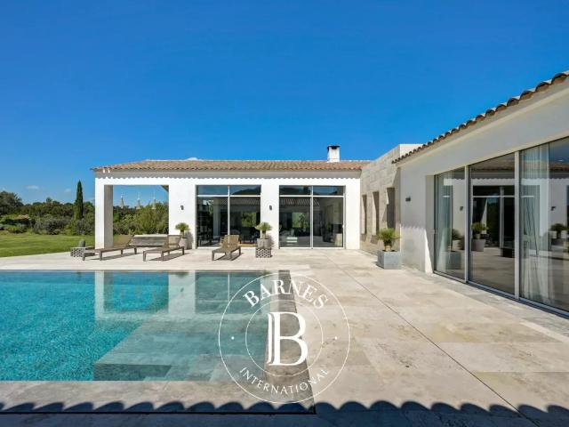 À 18 Km D’Aix En Provence Propriété Contemporaine D’Exceptio. 360m² Jouques