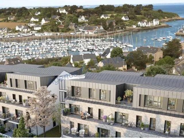 A 100 m du Port de Dahouët. T4 au 1er étage