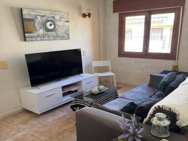 A 100 metros playa La Mata, Atico con Solárium Privado
