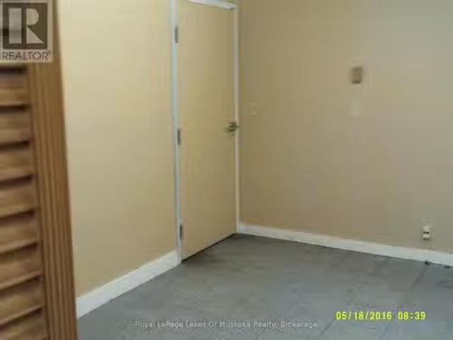 A 108 Main Street E, Huntsville Chaffey, ON, P1H 2G3 com.