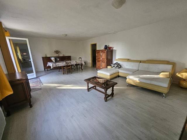 À 10 Minutes Au Sud De Périgueux. Maison De Plain Pied, Gra. 98m² Notre Dame de Sanilhac