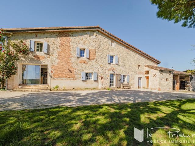 A 10 Minutes du Centre d'Albi Bien rare: maison + T3 indé. 425m² Albi