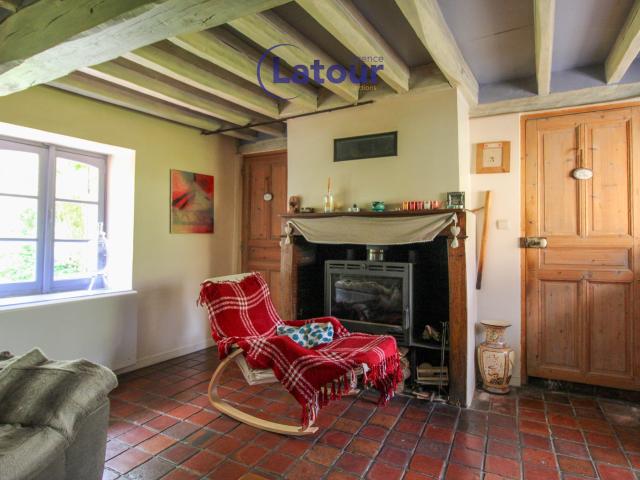 TRES JOLIE LONGERE AVEC GARAGE ET STUDIO D'AMIS, 5 pièces, 4 chambres, 133 m2