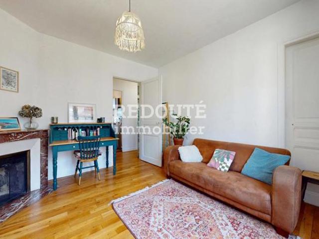 A 10MN DU BOULINGRIN APPARTEMENT F3 AVEC TERRASSE