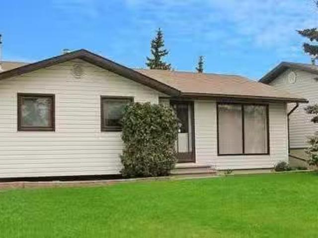 A 11314 101A Street, Grande Prairie, AB, T8V 2S4 house for l.