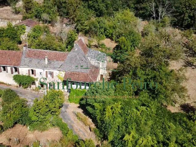 À 12 km au Sud de Sarlat Vallée de la Dordogne