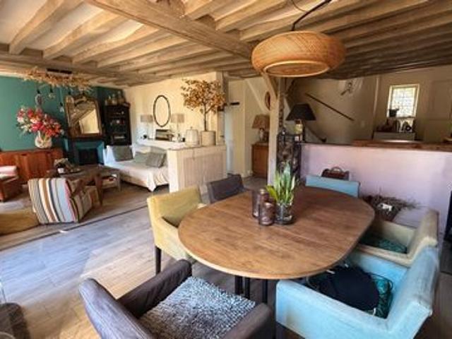 À 1H DE PARIS – MAISON + 2 770 M² DE TERRAIN CONSTRUCTIBLE