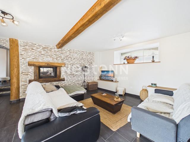 A 25 minutes d'Aurillac, à Roumégoux, sur terrain de1200 m². 166m² Roumégoux
