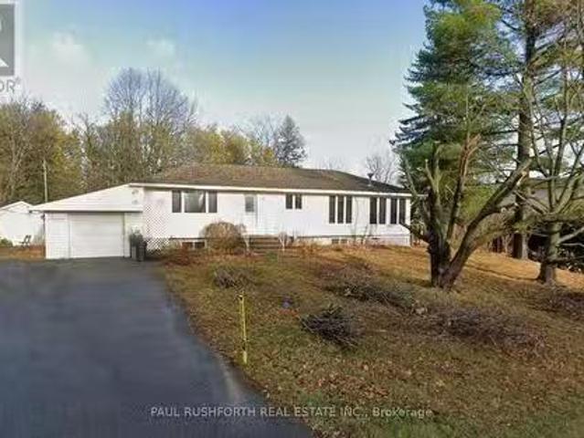 A 29 Savage Drive, Ottawa, ON, K2S 1B9 house for lease Li.