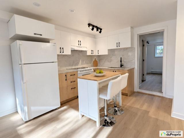A 2019, Rue ward, Saint Laurent à louer