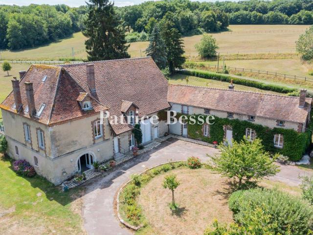Domaine à vocation equestre de 14ha 320m² Melun