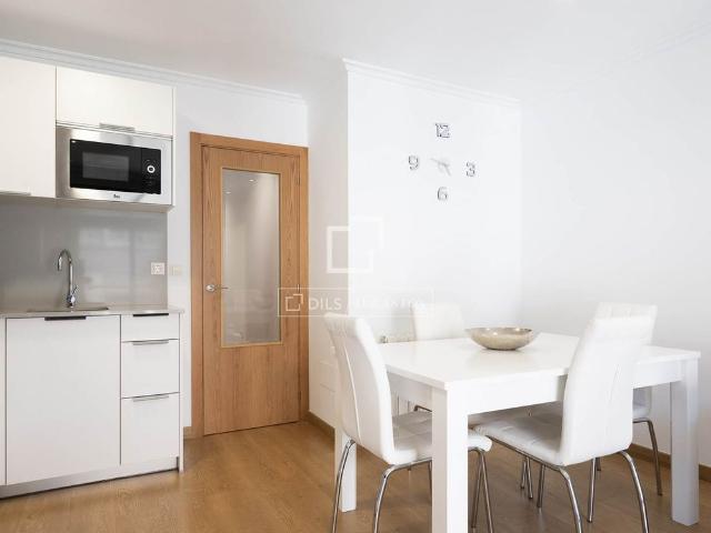 A 2 bedroom furnished apartment for rent in the area of Fatima/Casablanca in Vigo city centre
