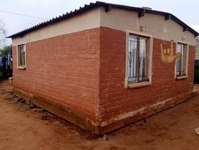 a 2 bedrooms house for sale