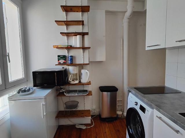 A 2 pas de la rue Cler Appartement T1 23 m² Meublé