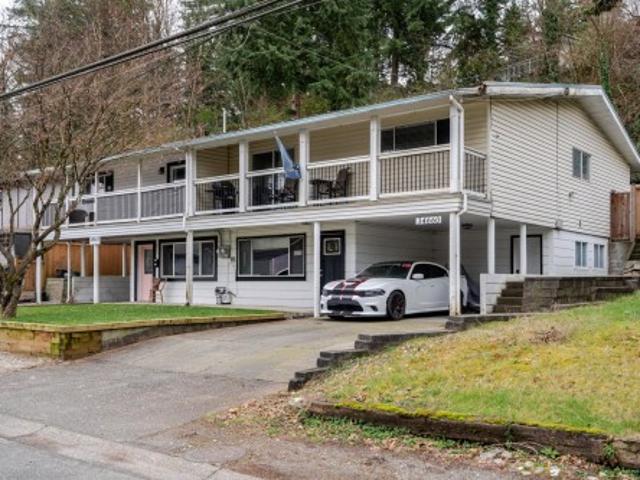 A 34660 Immel Street, Abbotsford, BC, V2S 4T7 duplex for sale | Listing ID R3097 | Royal LePage