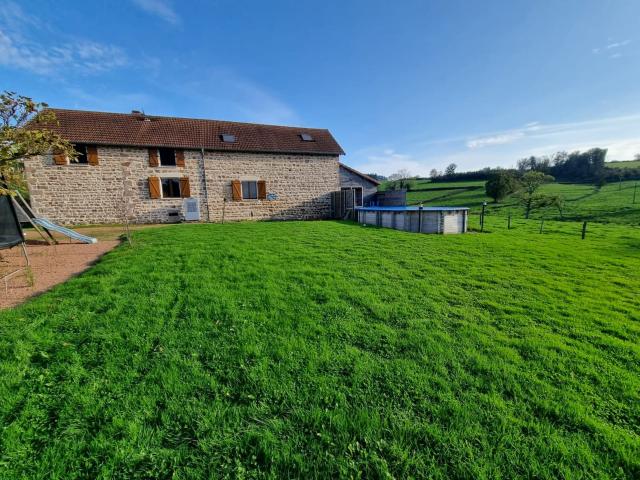 Entre Charolles Et Macon! 232m² Verosvres